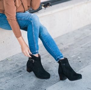 dansko hartley black